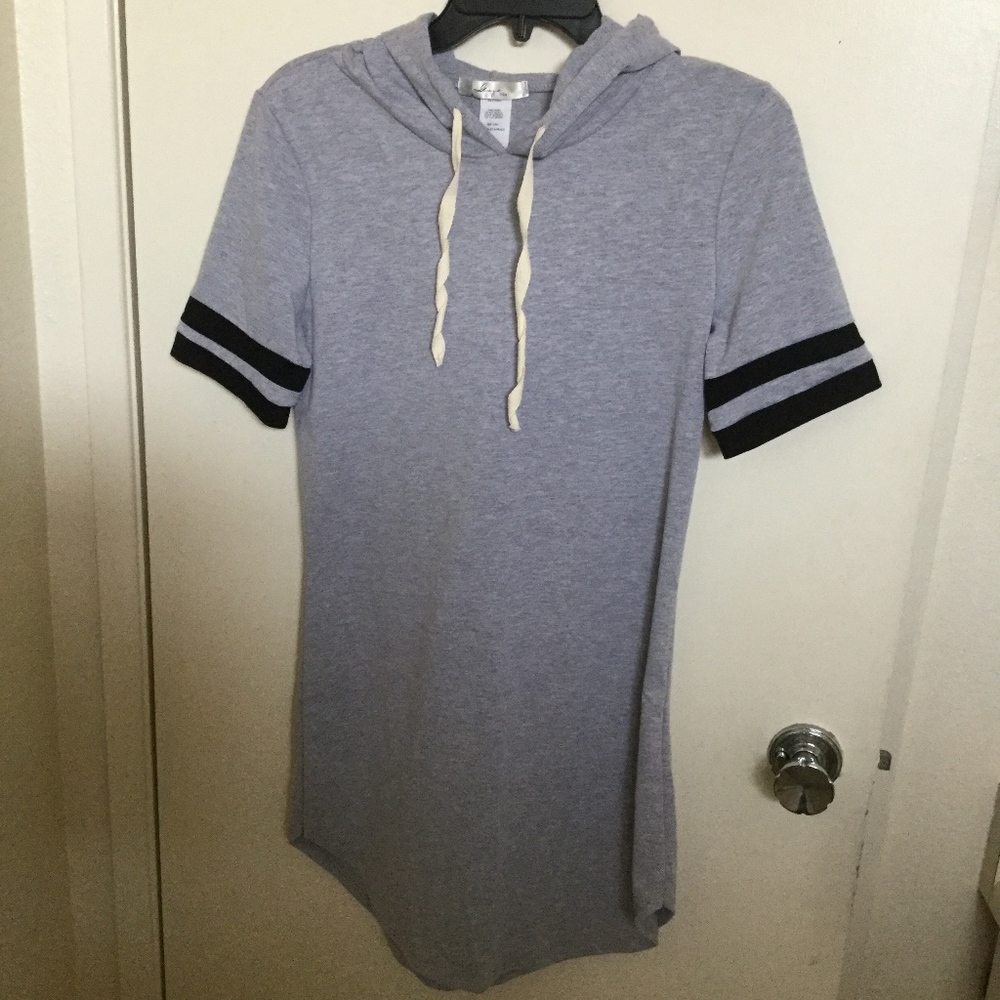 Hooded tunic